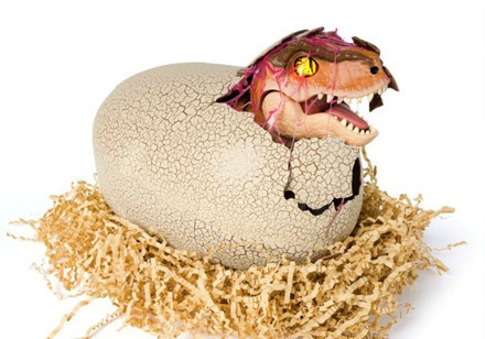 Primal Hatch interaktive T-Rex, der kommer ud af et æg - en dinosaur, der bliver levende foran dine øjne!