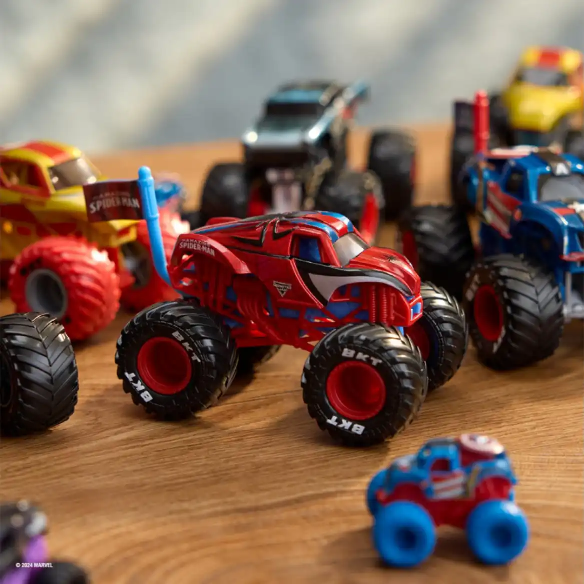 Hold en uforglemmelig Monster Jam-fest med vennerne.