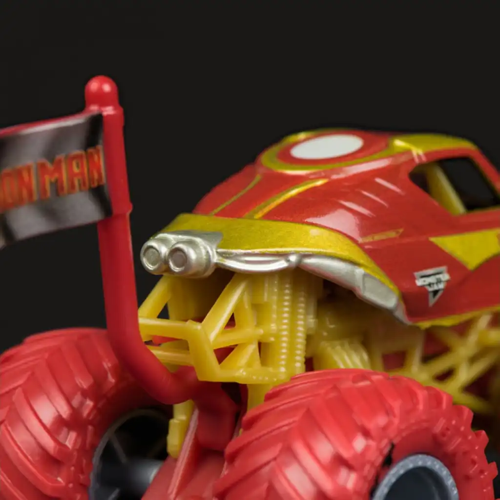 Stimuler fantasien med Iron Mans heroiske stunts.