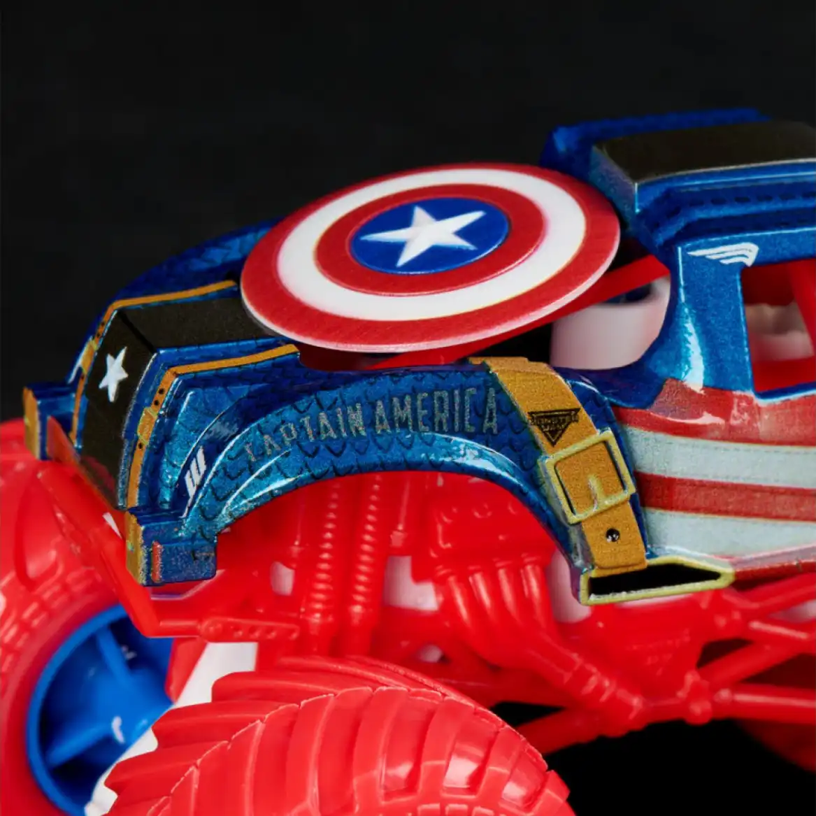 Udvid din samling med et unikt sæt på fem Marvel trucks.