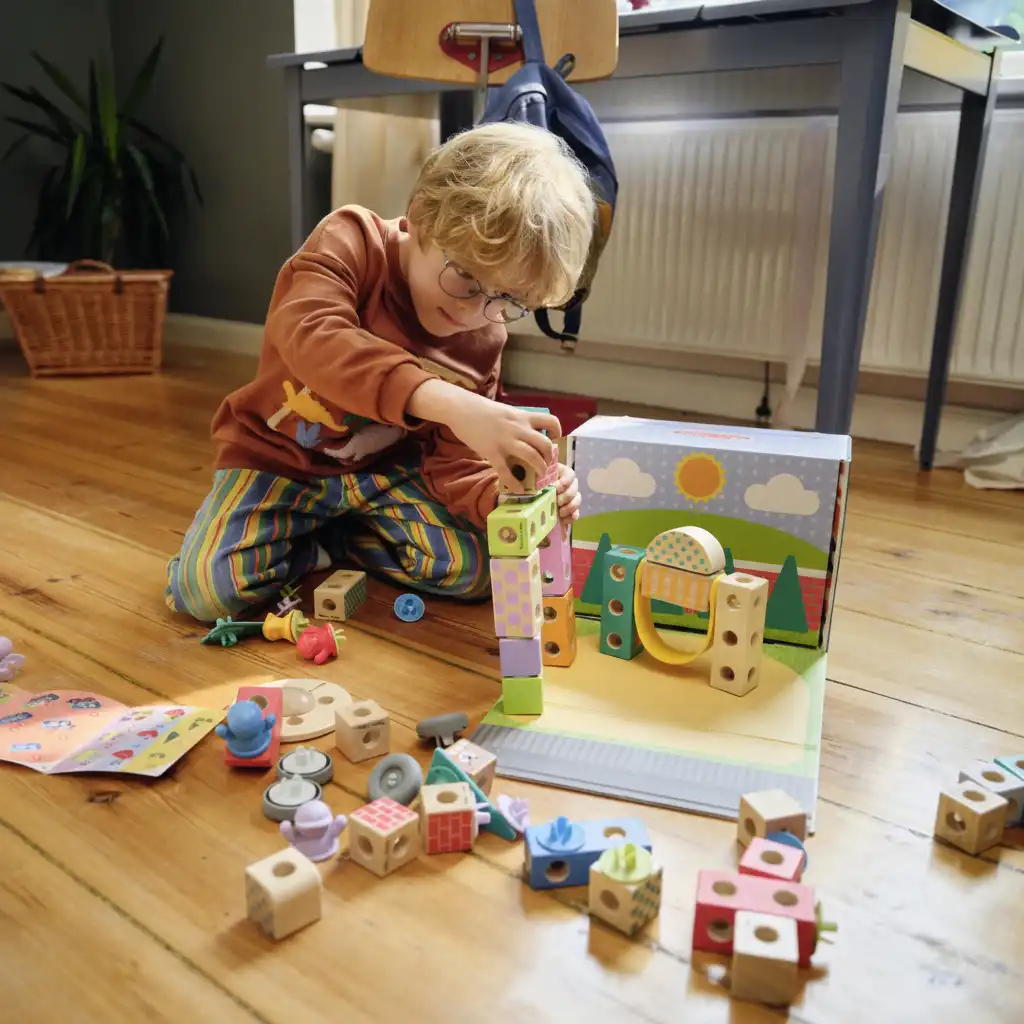 Støt barnets sunde udvikling gennem meningsfuld leg.